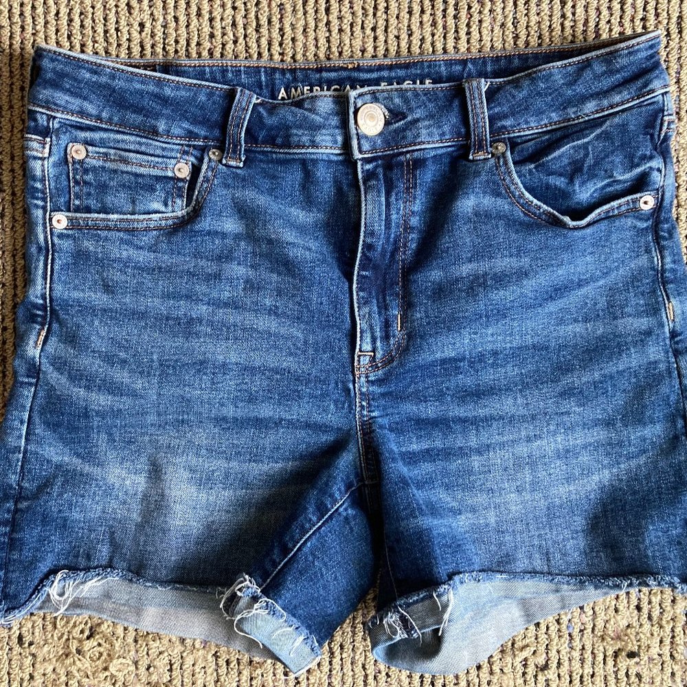 American Eagle denim dark medium wash hi-rise midi shorts size 12